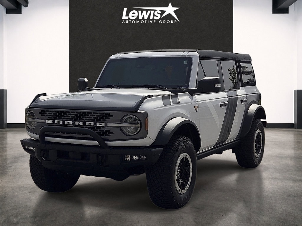 New 2024 Ford Bronco Badlands SUV