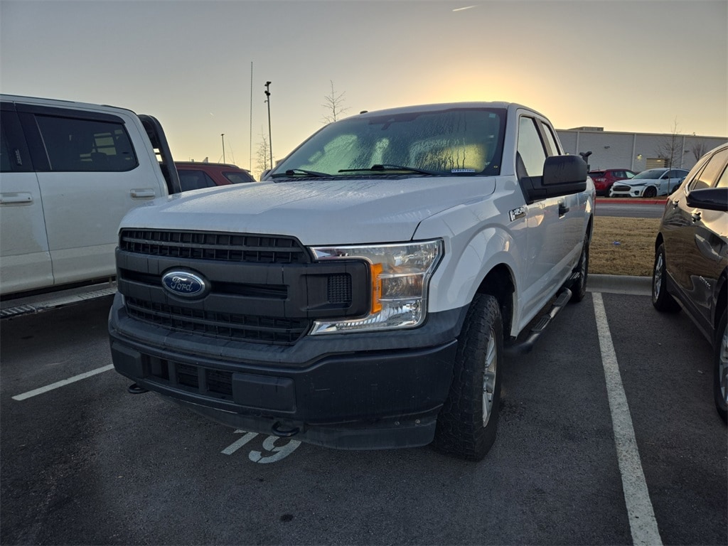 2019 Ford F-150 XL's photo