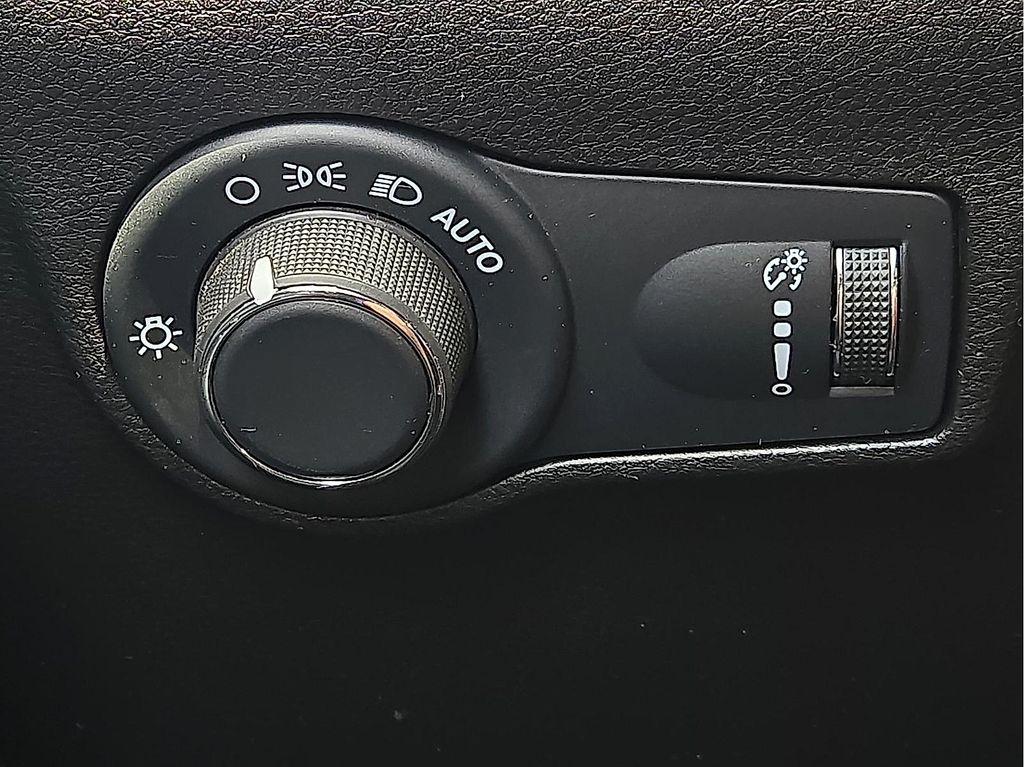 2025 Jeep Compass Sport - Photo 17