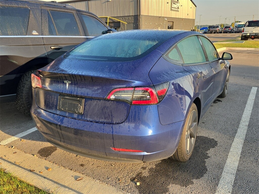 2023 Tesla Model 3 photo 4