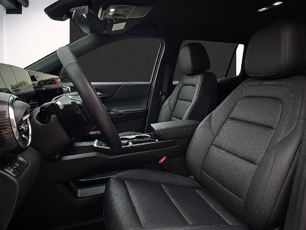 2026 Chevrolet Equinox LT - Photo 12