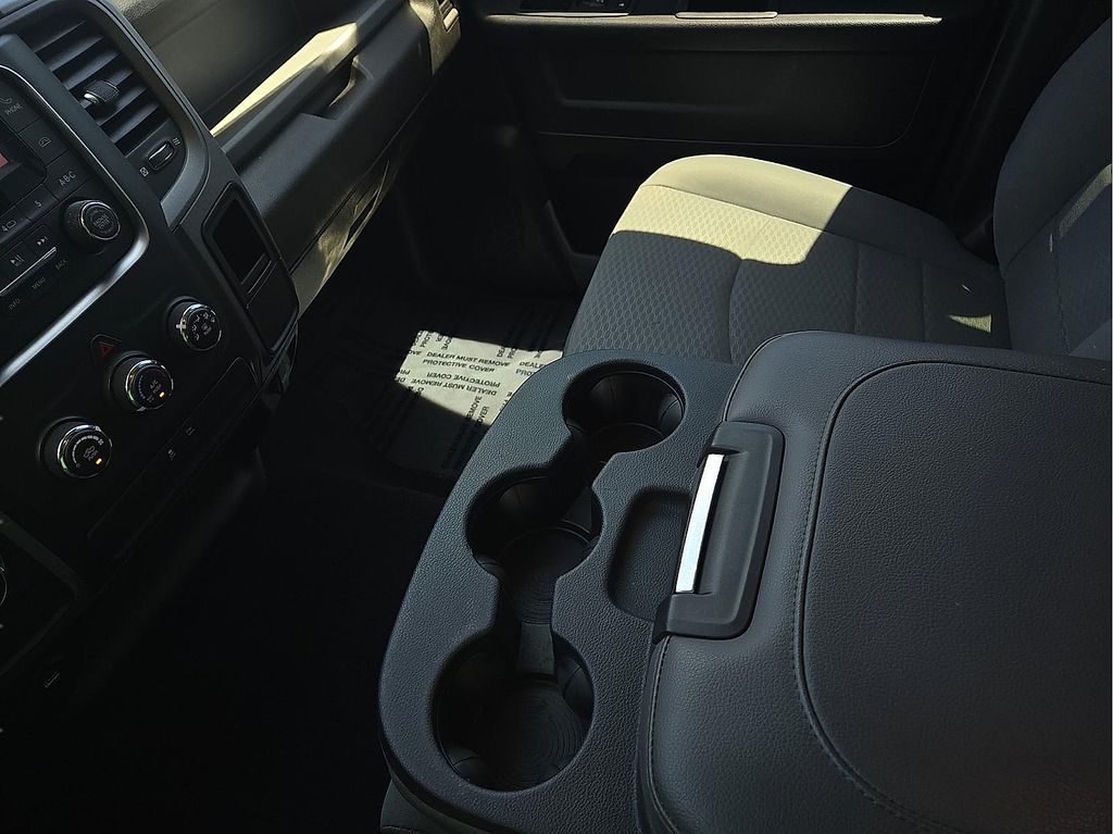 2020 RAM Ram 1500 Classic Tradesman - Photo 20