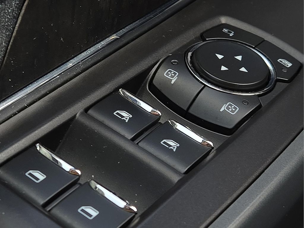 2022 Ford F-150 Lariat - Photo 17
