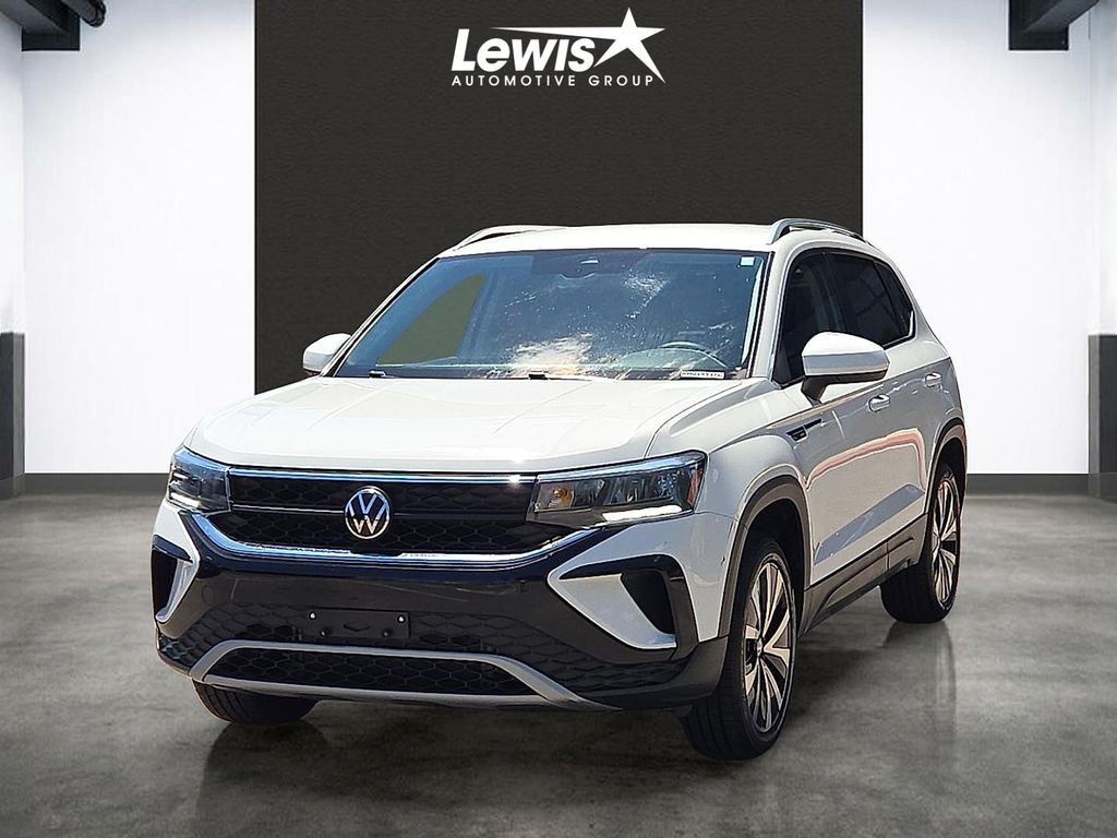 Used 2024 Volkswagen Taos 1.5T SE SUV