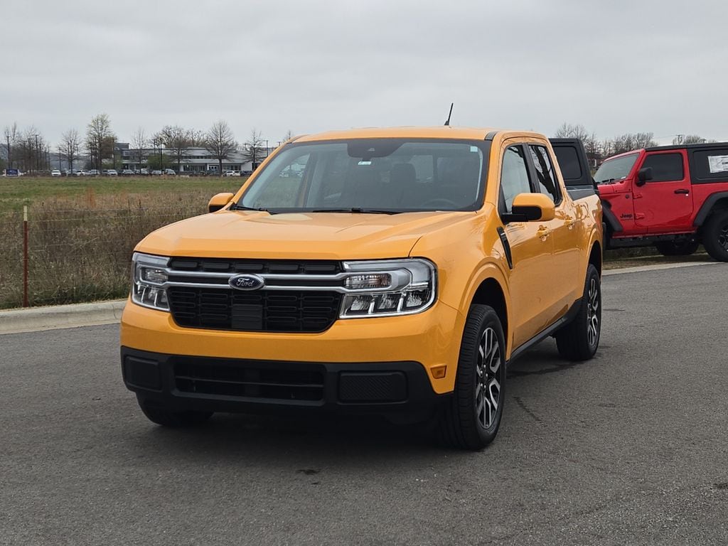 2023 Ford Maverick Lariat