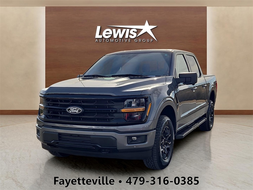 2025 Ford F-150 XLT's photo