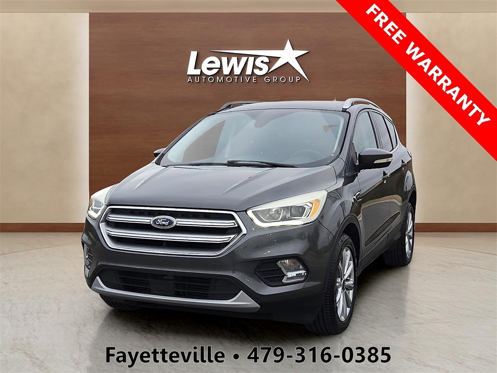 2017 Ford Escape Titanium's photo