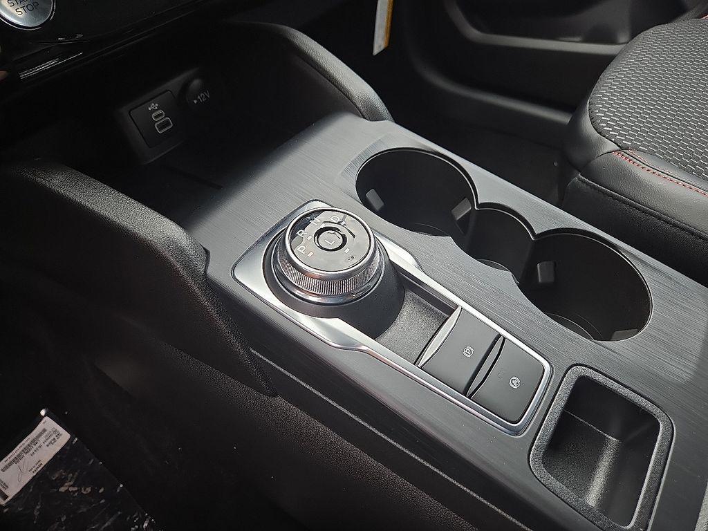 2024 Ford Escape ST-Line - Photo 20