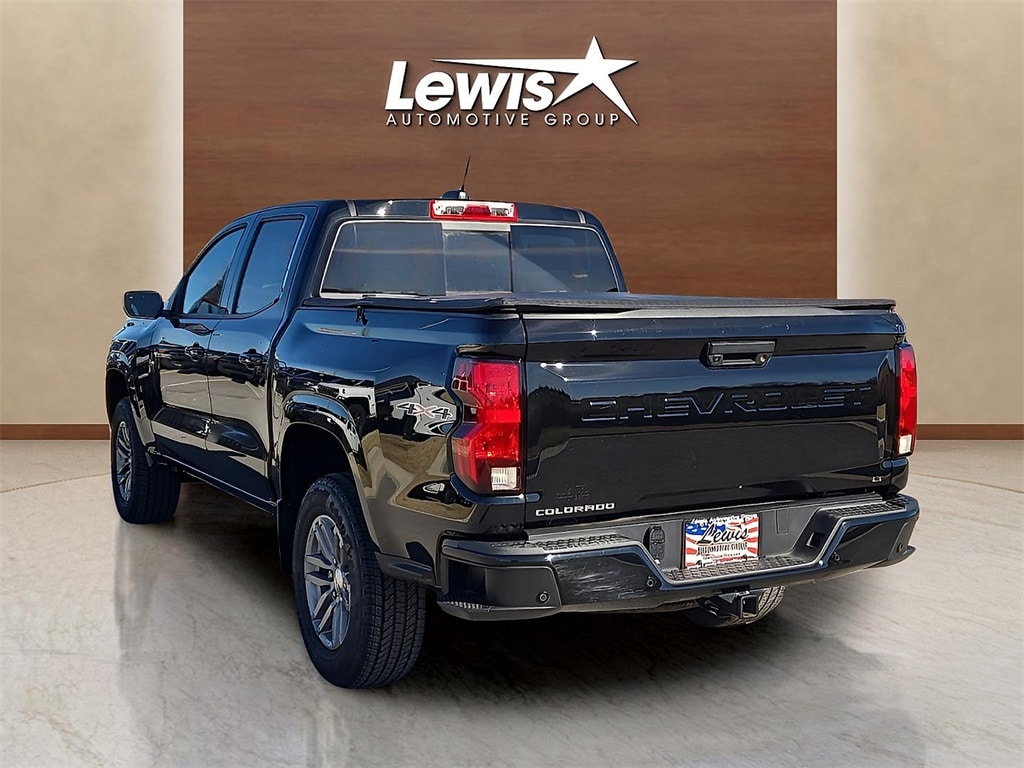 Used 2024 Chevrolet Colorado LT Truck Crew Cab