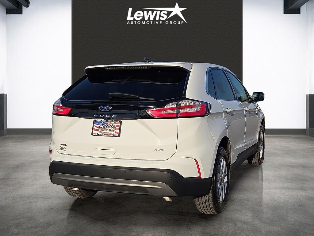 Used 2024 Ford Edge SEL SUV