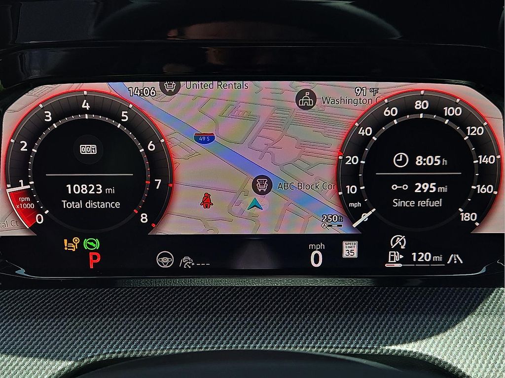 2025 Volkswagen Golf GTI SE - Photo 18