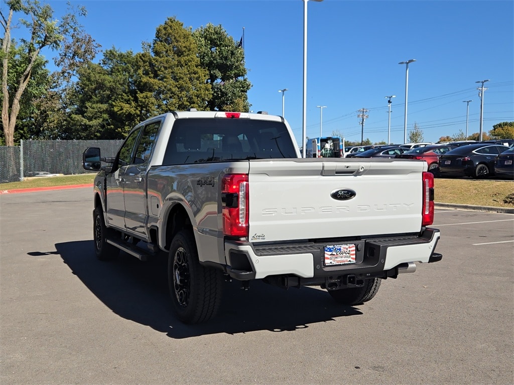 New 2026 Ford F-250SD Lariat Truck Crew Cab