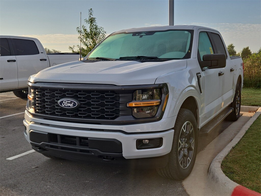 2025 Ford F-150 STX photo 2