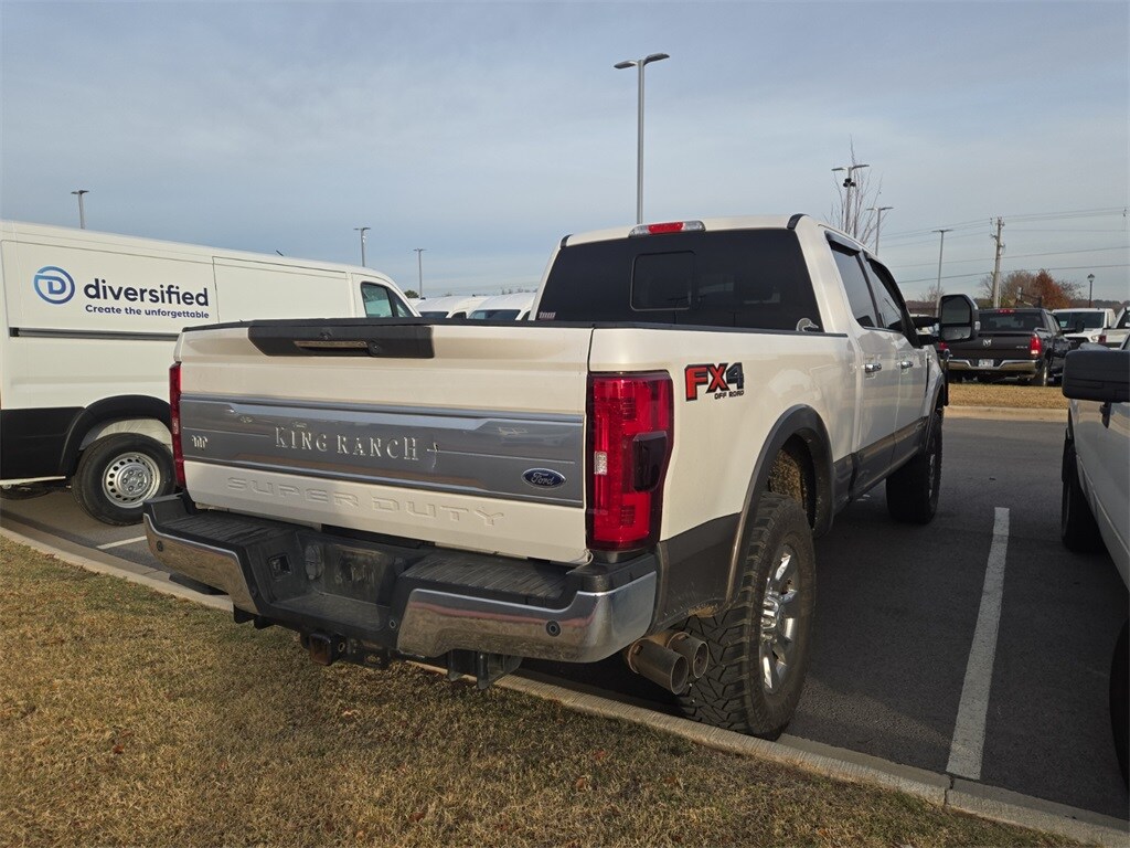 2017 Ford F-250 photo 2