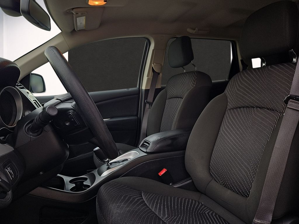 2020 Dodge Journey SE - Photo 13