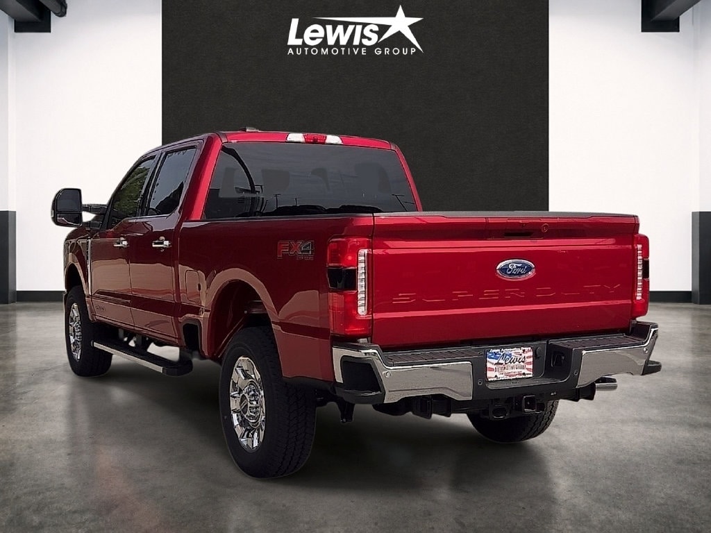 New 2026 Ford F-250SD Lariat Truck Crew Cab