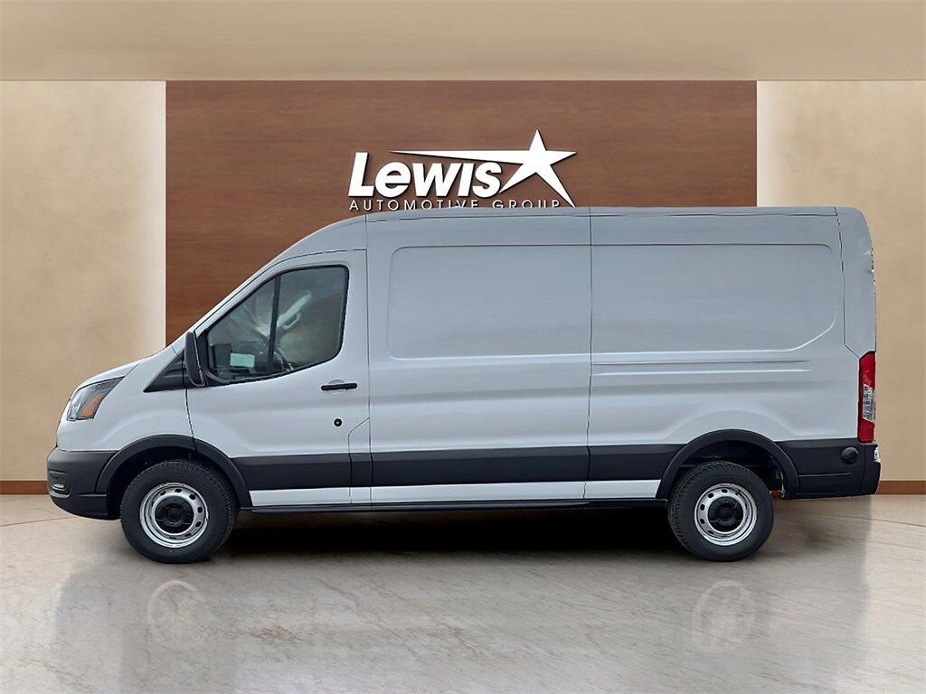 2024 Ford Transit photo 3