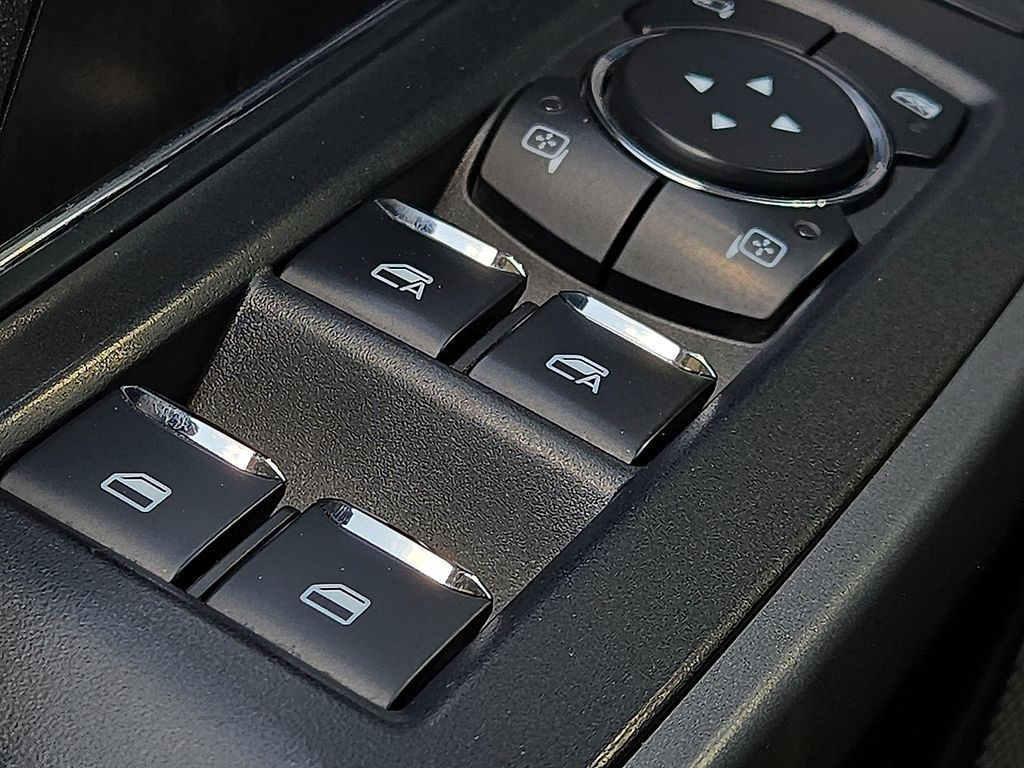 2025 Ford F-250 Super Duty Lariat - Photo 17