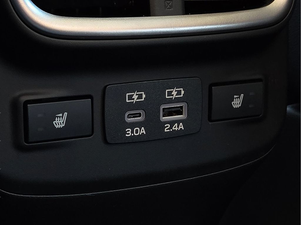 2025 Subaru Outback Touring - Photo 10