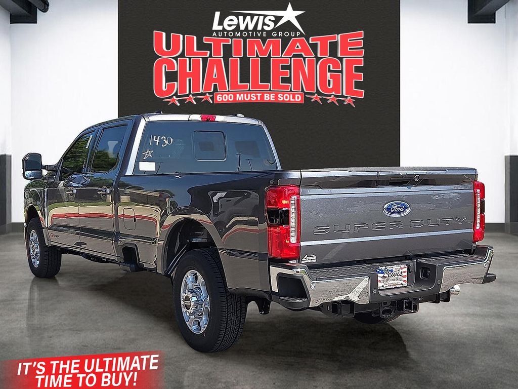 New 2026 Ford F-250SD XLT Truck Crew Cab