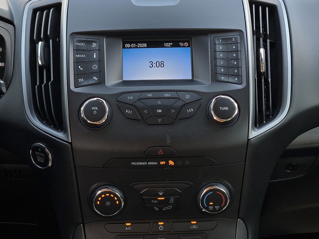2019 Ford Edge SE - Photo 11
