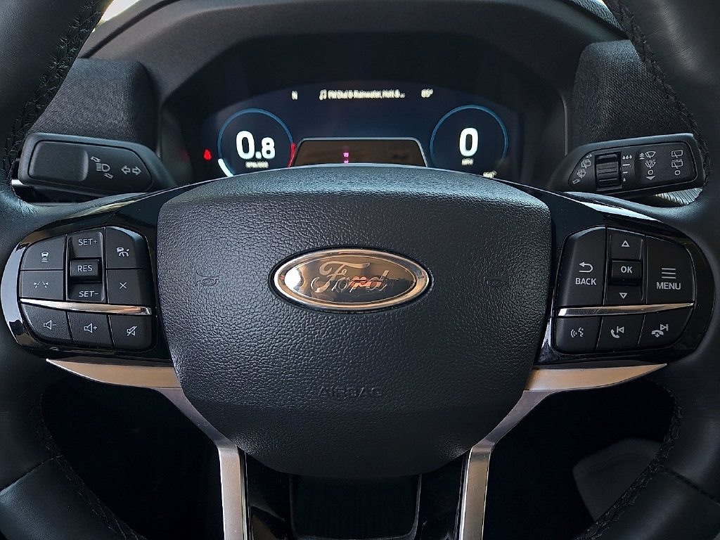 2025 Ford Explorer Platinum - Photo 19