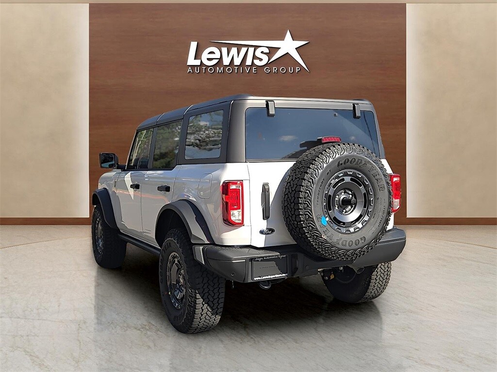 2025 Ford Bronco Big Bend photo 2