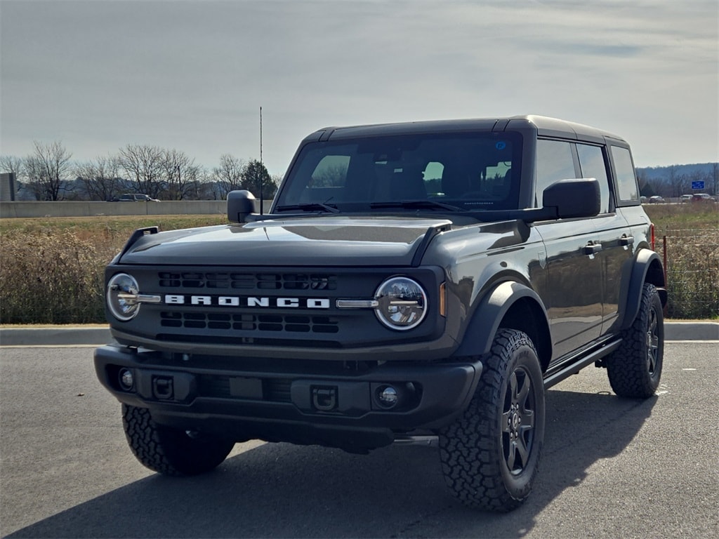2025 Ford Bronco 4-Door Big Bend's photo