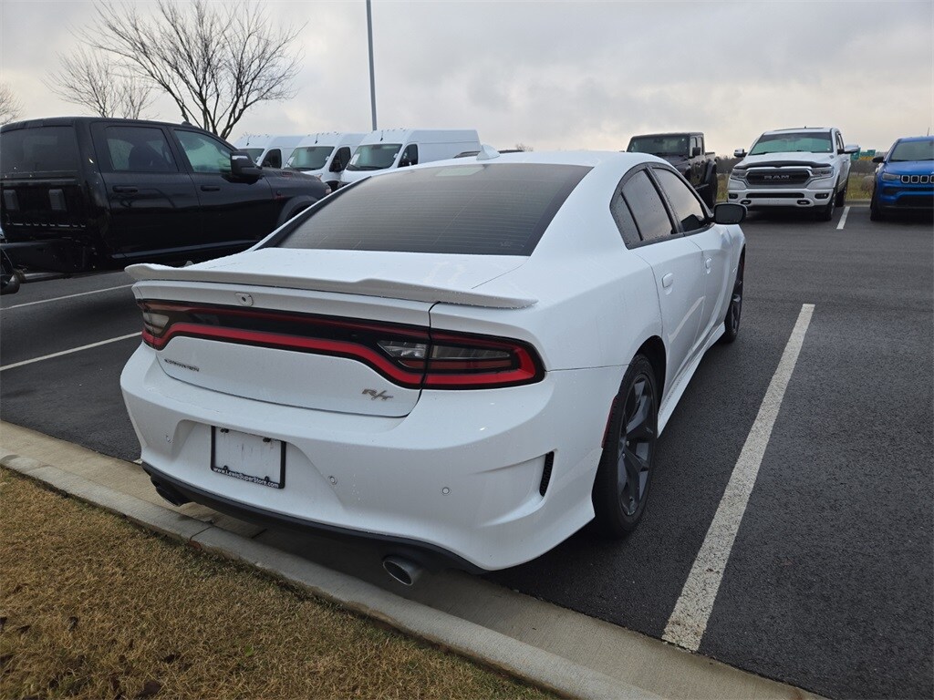2019 Dodge Charger R/T photo 3