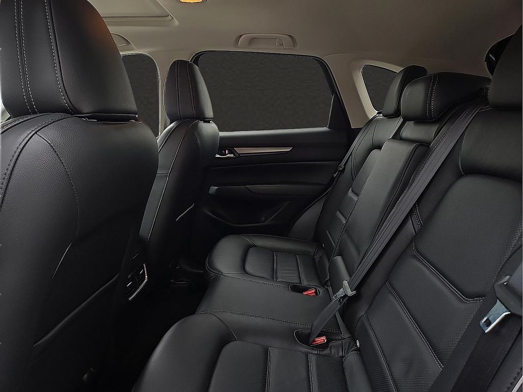 2025 Mazda CX-5 S Preferred package - Photo 9