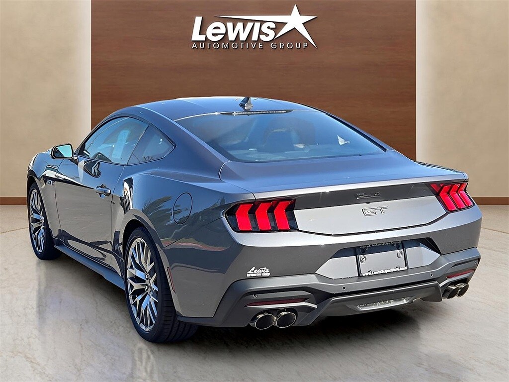 2025 Ford Mustang GT Premium photo 4