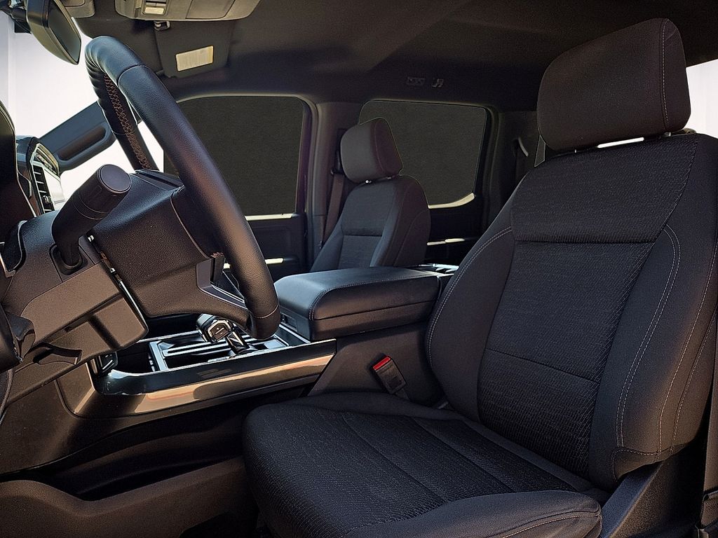 2023 Ford F-150 XLT - Photo 12