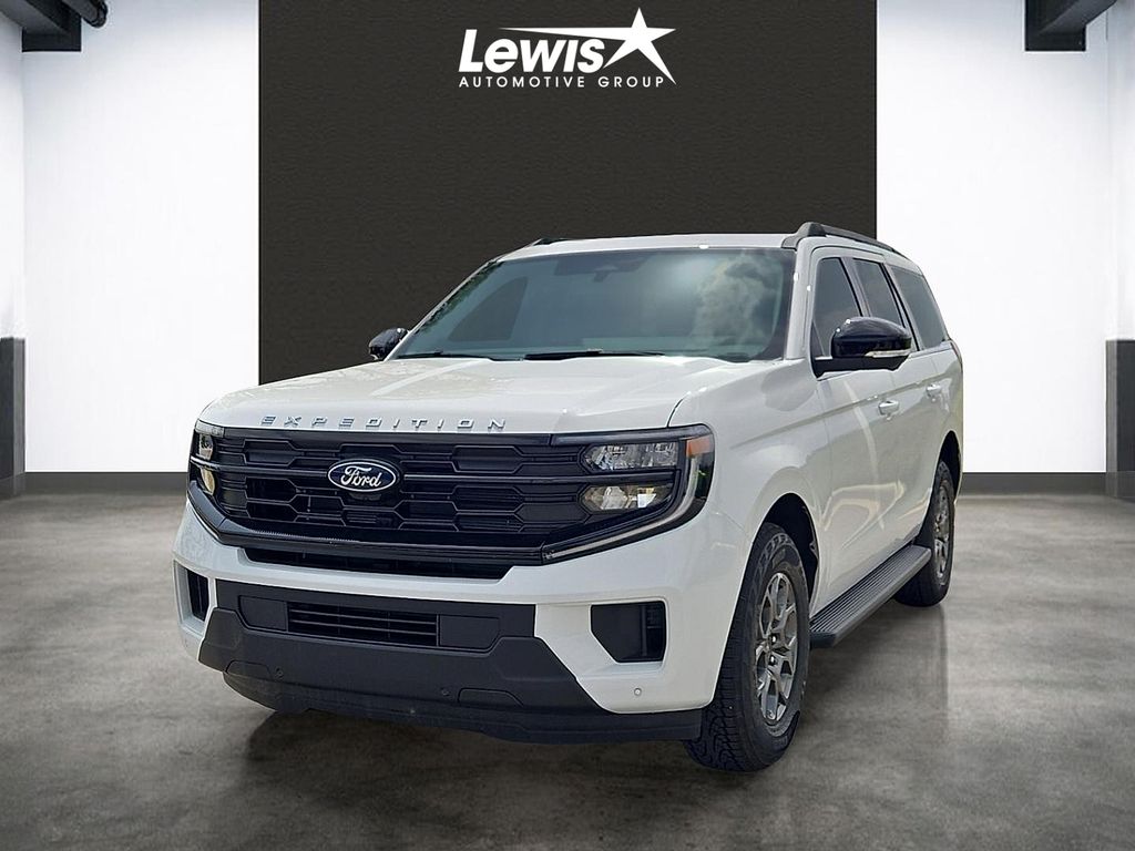 2026 Ford Expedition Active 4x4's photo