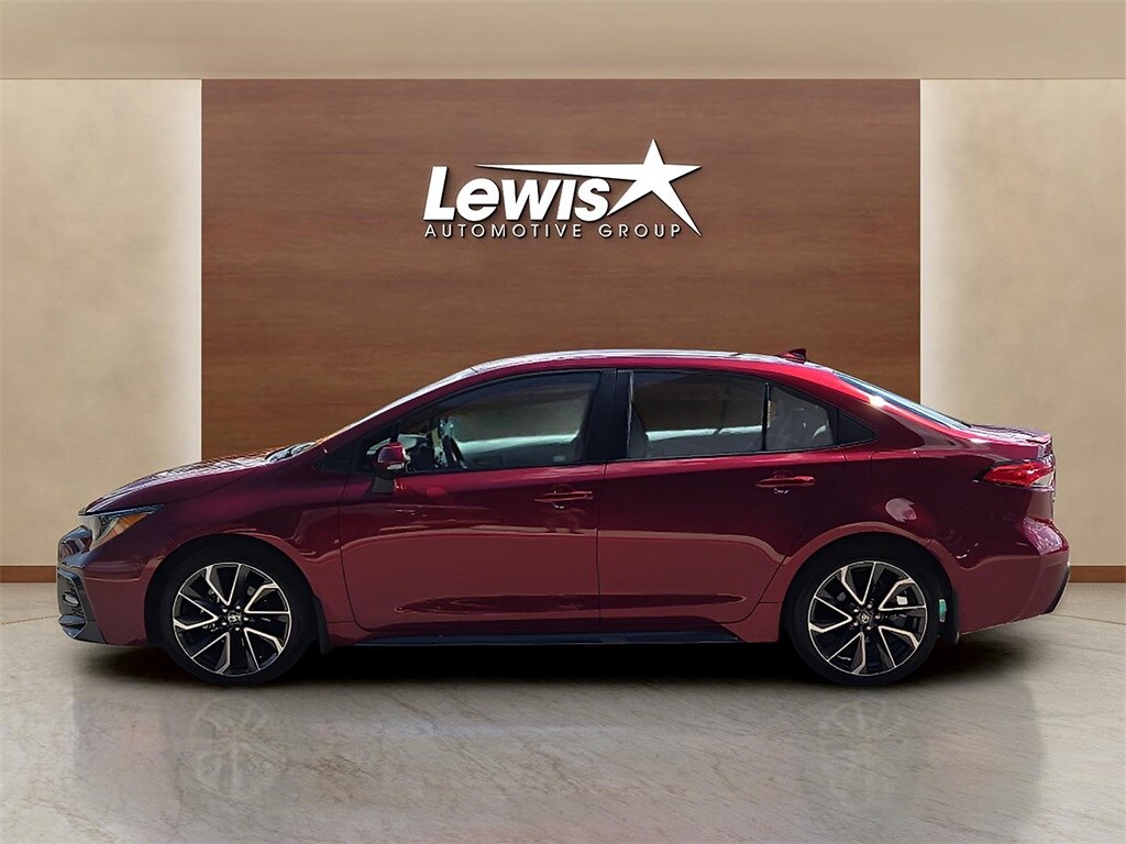 2022 Toyota Corolla SE photo 2