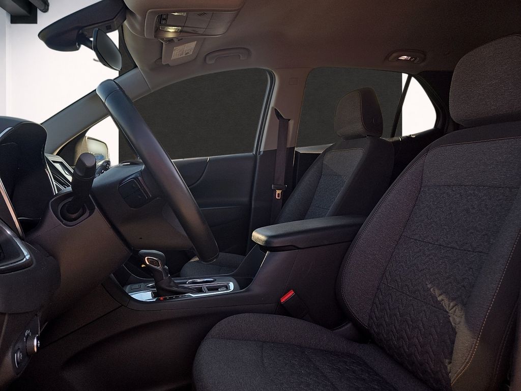 2024 Chevrolet Equinox LT - Photo 12