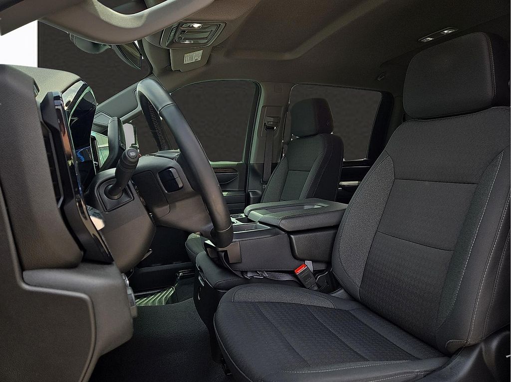 2024 Chevrolet Silverado 3500HD LT - Photo 12