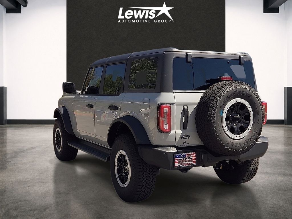 New 2026 Ford Bronco Outer Banks SUV