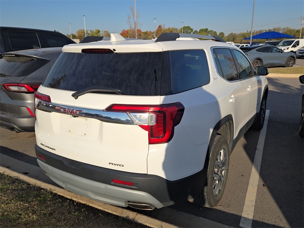 2023 Gmc Acadia SLT photo 3