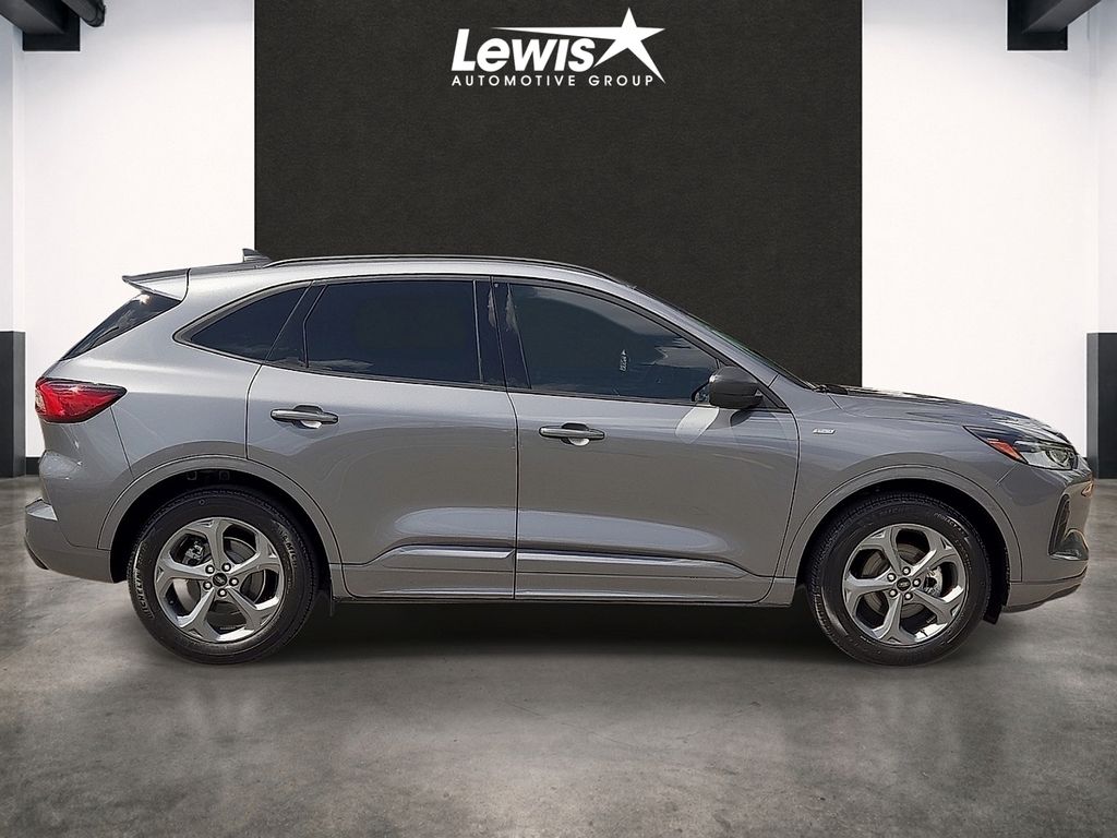 2024 Ford Escape ST-Line - Photo 5