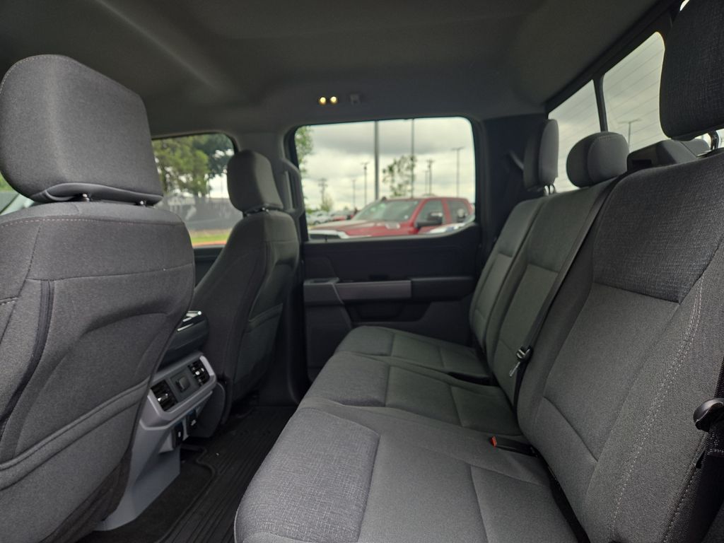 2024 Ford F-150 XLT - Photo 8