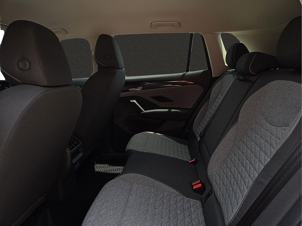 2025 Volkswagen Tiguan S - Photo 9