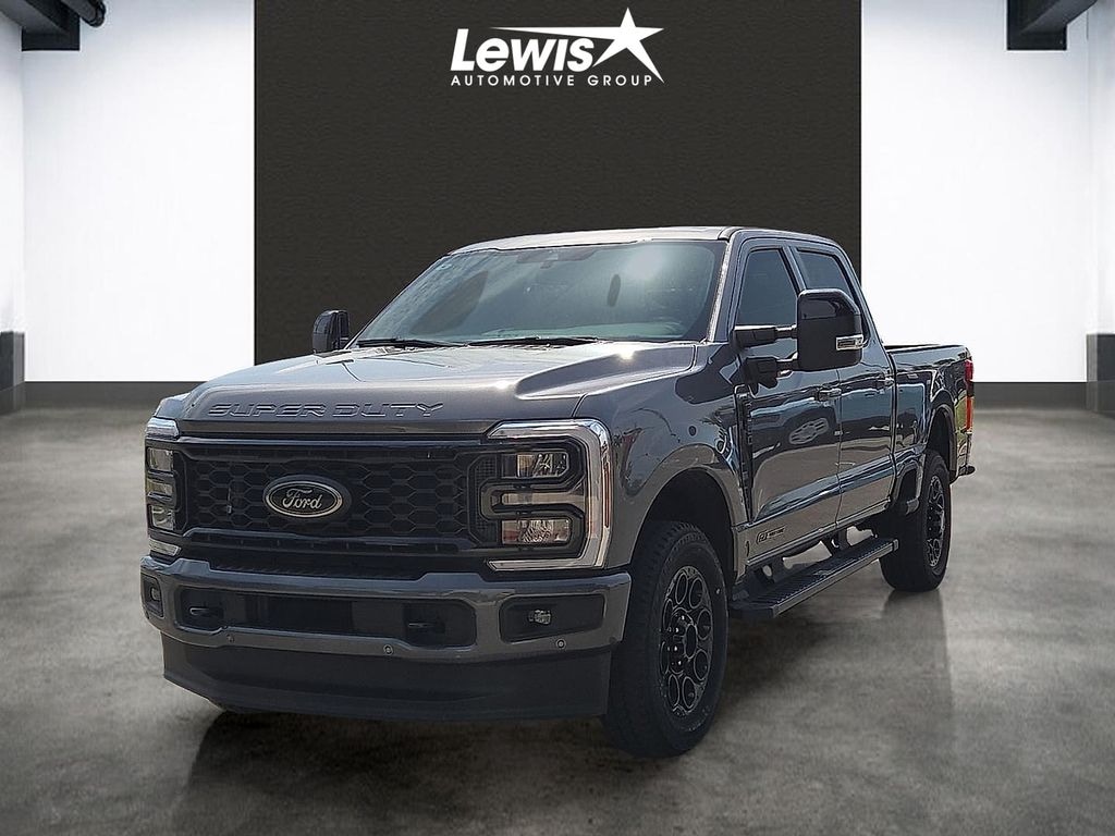 New 2026 Ford F-250SD Lariat Truck Crew Cab