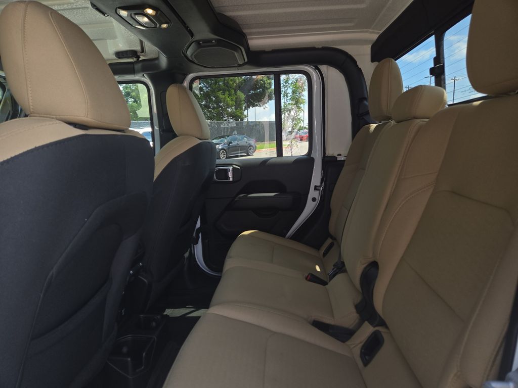 2020 Jeep Gladiator Overland - Photo 8