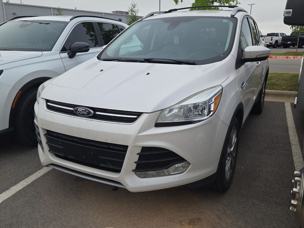 2016 Ford Escape Titanium's photo