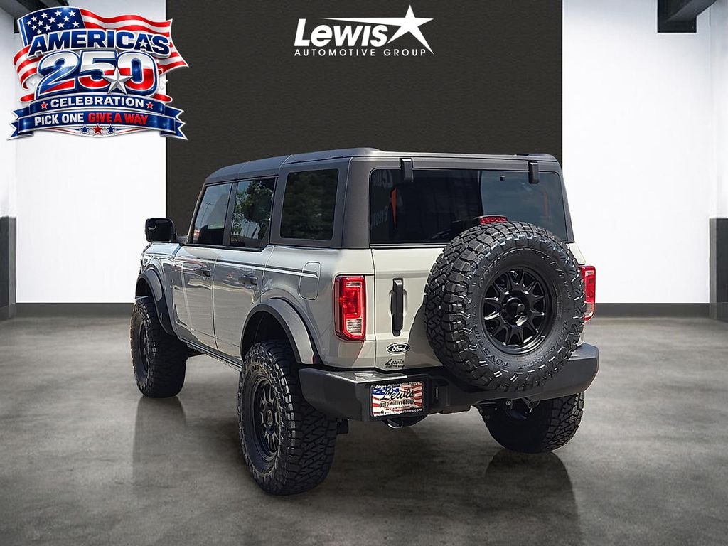 New 2026 Ford Bronco Base SUV