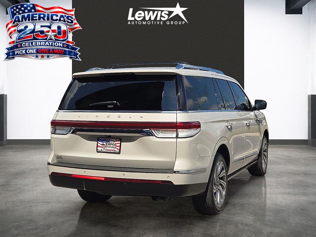 2022 Lincoln Navigator Reserve - Photo 4