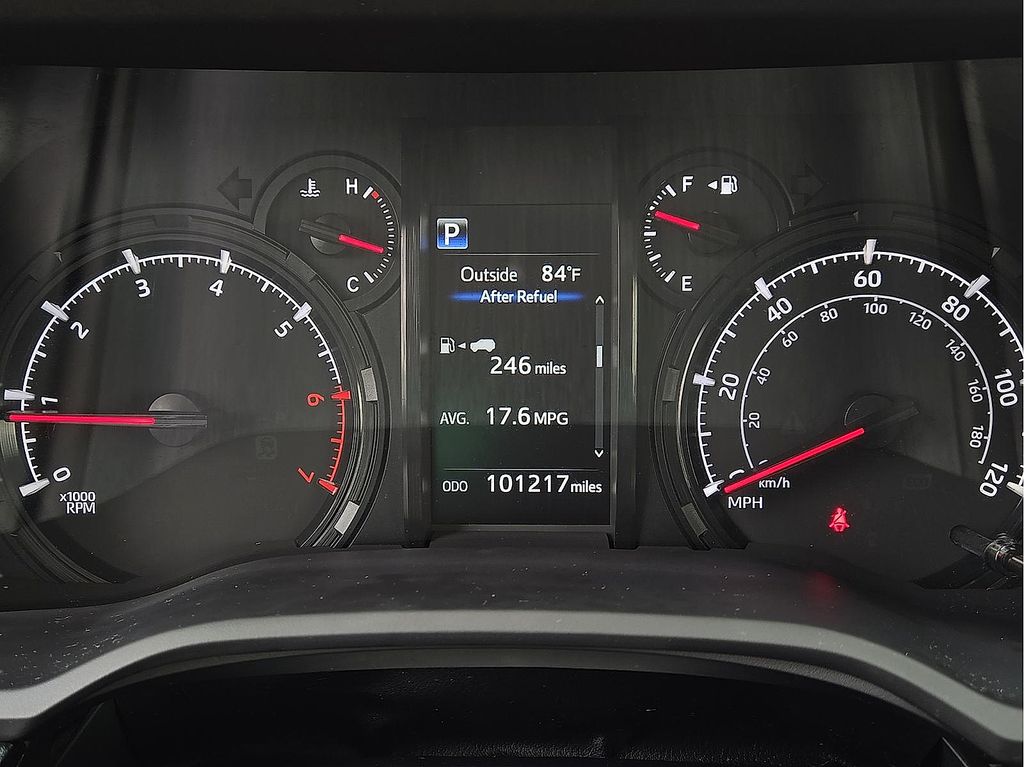 2021 Toyota 4Runner SR5 Premium - Photo 18
