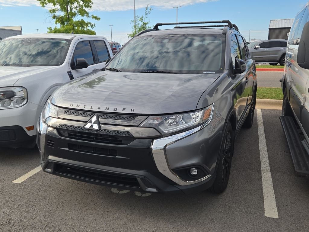 Used 2020 Mitsubishi Outlander LE CUV