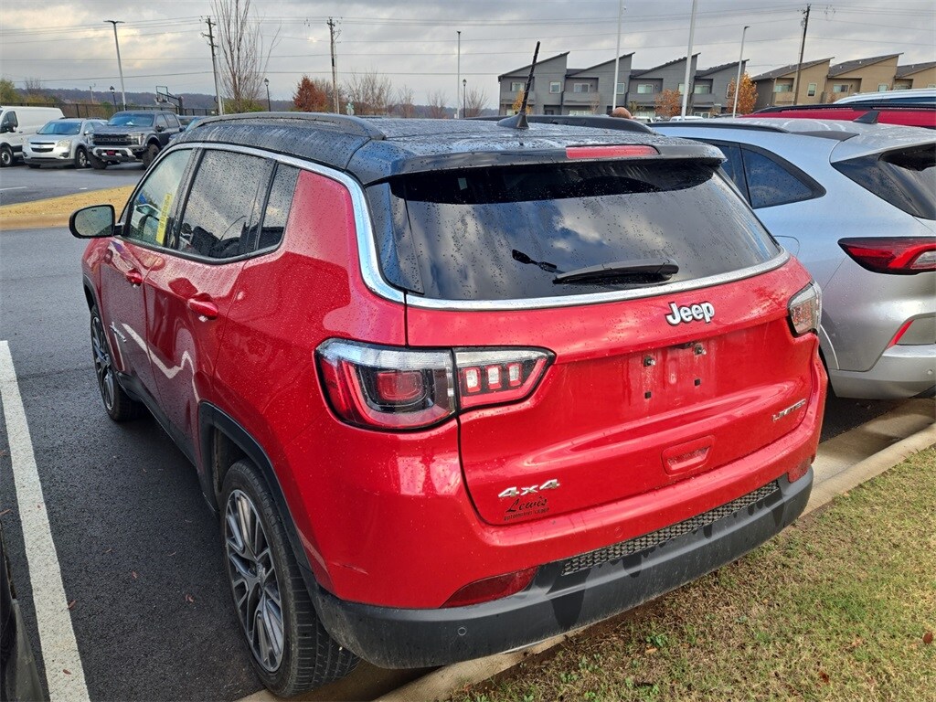 2023 Jeep Compass Limited photo 2