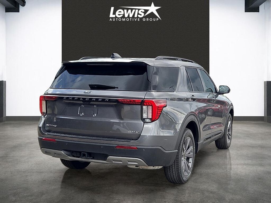 New 2026 Ford Explorer Active SUV